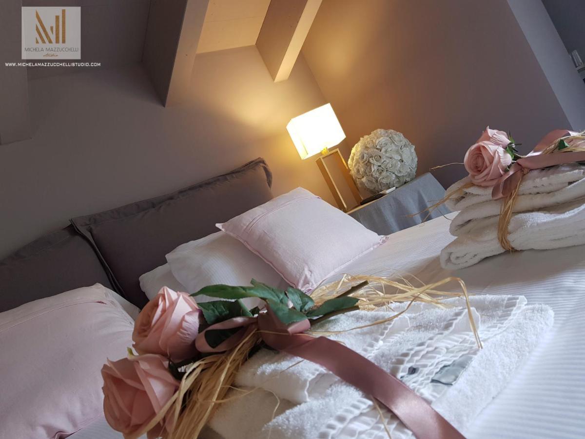 Art B&B Design Costa Volpino Exterior foto